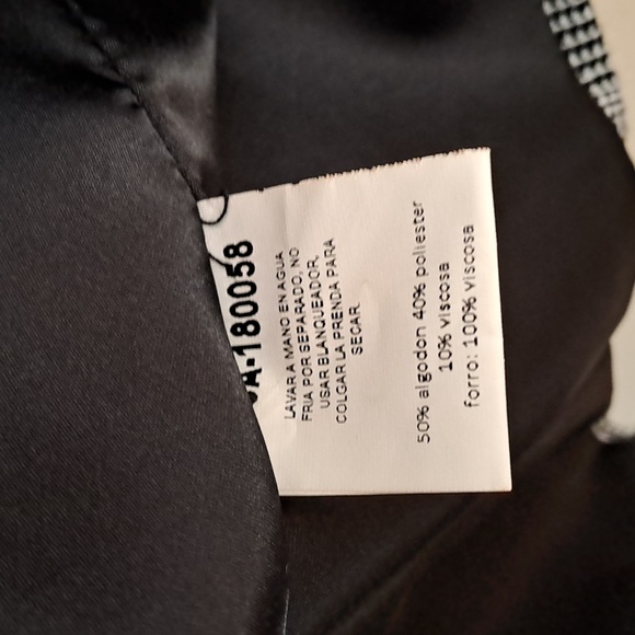 Gray coat - Picture 3 of 3